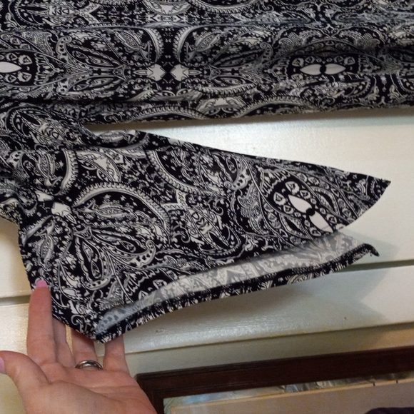 Beautiful boho dress, petite small dress with flare sleeves - Picture 2 of 3